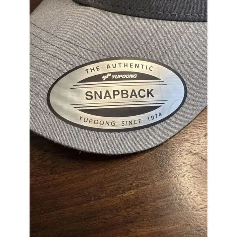 Yupoong The Classics Snapback Trucker Hat Grey White Orange Logo Mesh‎ Cap